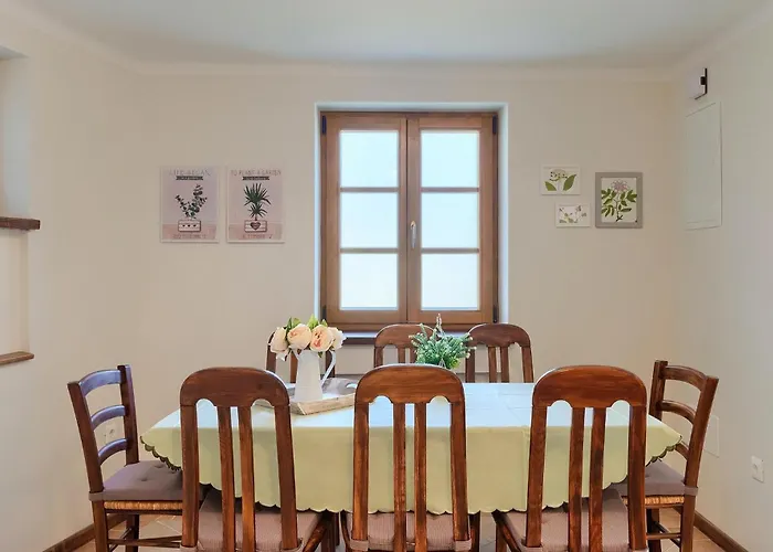 Casa Ivan Nyaraló *